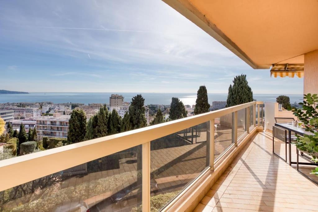 L11 Claire Fontaine Sea View 2 Bdr Ac Parking Swiming Pool Appartamento