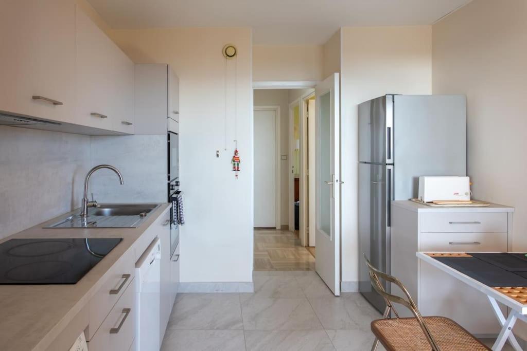 L11 Claire Fontaine Sea View 2 Bdr Ac Parking Swiming Pool Apartamento