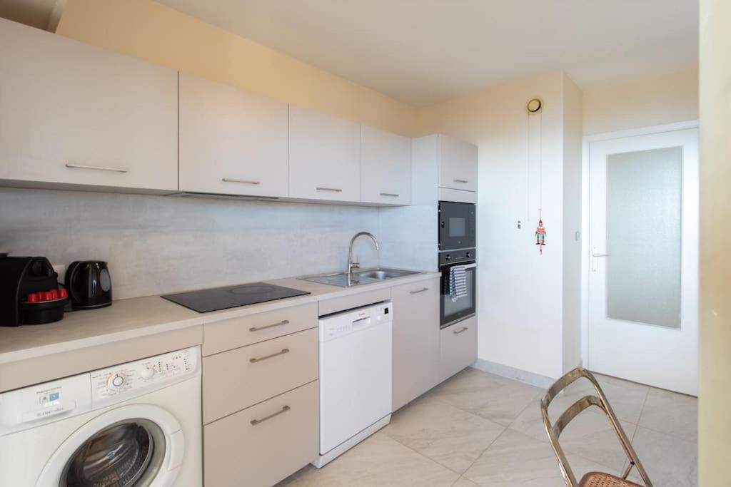 L11 Claire Fontaine Sea View 2 Bdr Ac Parking Swiming Pool * Nice