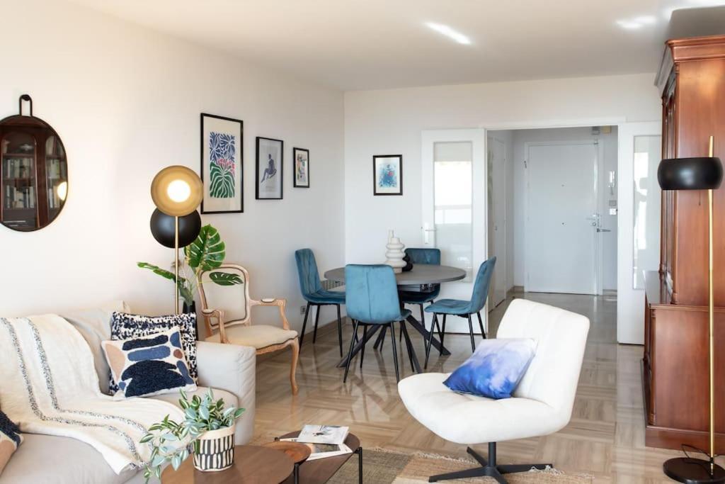 L11 Claire Fontaine Sea View 2 Bdr Ac Parking Swiming Pool Apartment Nice